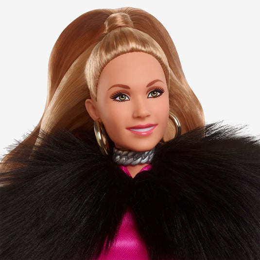 Mattel Barbie Ted Lasso X Keeley (Sioc) HJW92 - Juno Temple